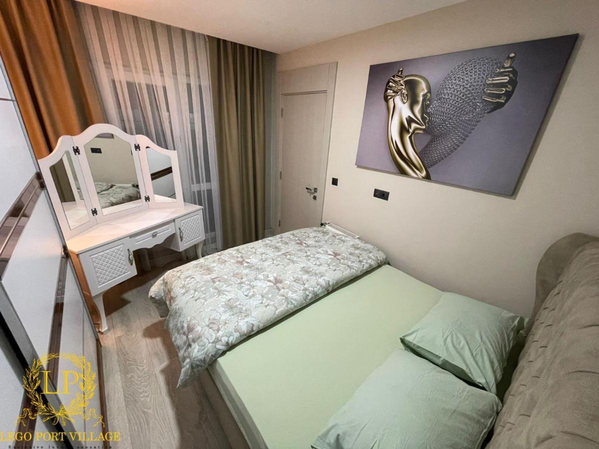 Close Airport,Mall Of Antalya Shopping Center,Tram Station Экстерьер фото